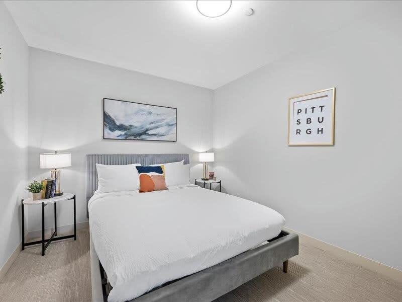 Cozysuites Lavish 1Br, Downtown พิตต์สเบิร์ก ภายนอก รูปภาพ