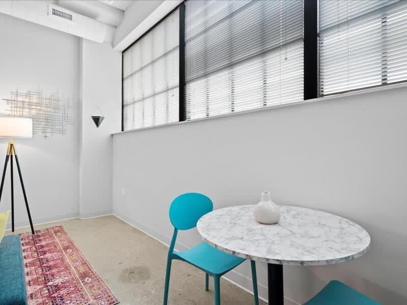 Cozysuites Lavish 1Br, Downtown พิตต์สเบิร์ก ภายนอก รูปภาพ